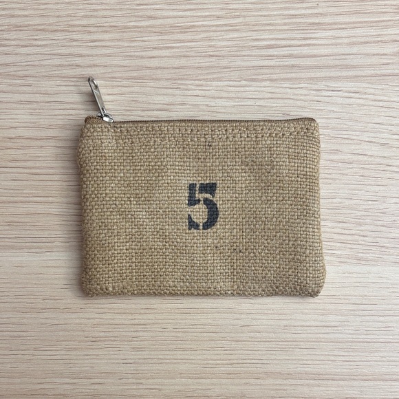 FEED Coin Purse - Picture 3 of 4
